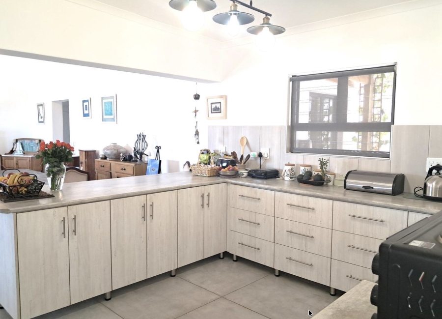 To Let 3 Bedroom Property for Rent in Da Gama Bay Western Cape